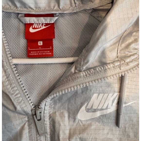 Nike Jacket Women's Large Gray/White Windrunner Jacket Track Lightweight Hooded - Picture 4 of 5